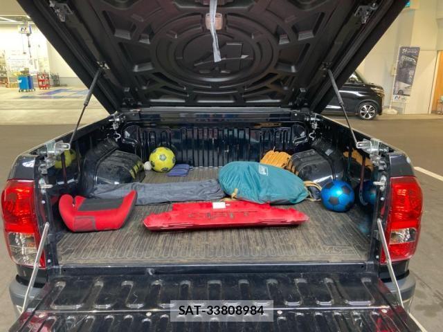 Toyota HILUX TRUCK 2018-10 8412823-7
