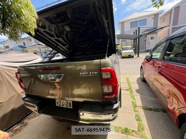 Toyota HILUX TRUCK 2021-12 8438208-1