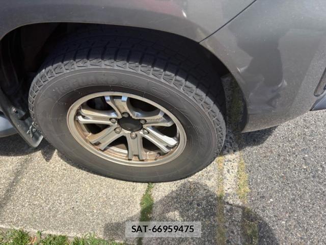Toyota HILUX TRUCK 2021-12 8438208-4