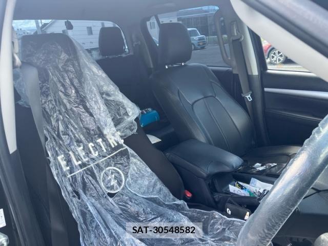 Toyota HILUX TRUCK 2021-06 8525202-16