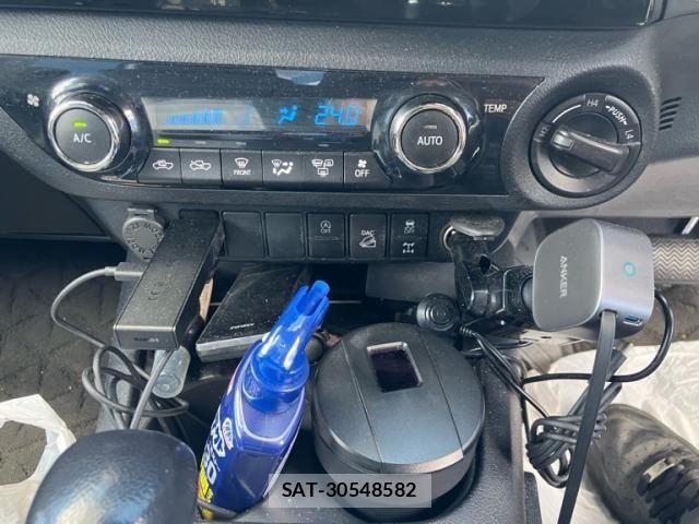 Toyota HILUX TRUCK 2021-06 8525202-23