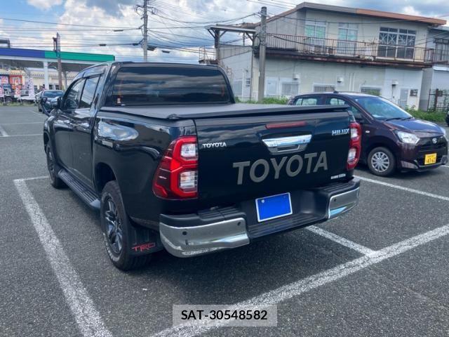 Toyota HILUX TRUCK 2021-06 8525202-6