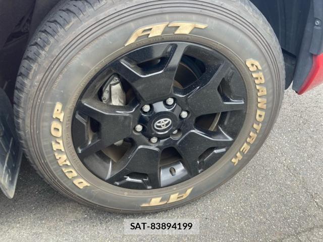 Toyota HILUX TRUCK 2020-01 8562146-12