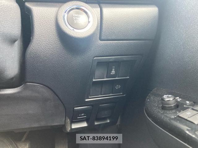 Toyota HILUX TRUCK 2020-01 8562146-17