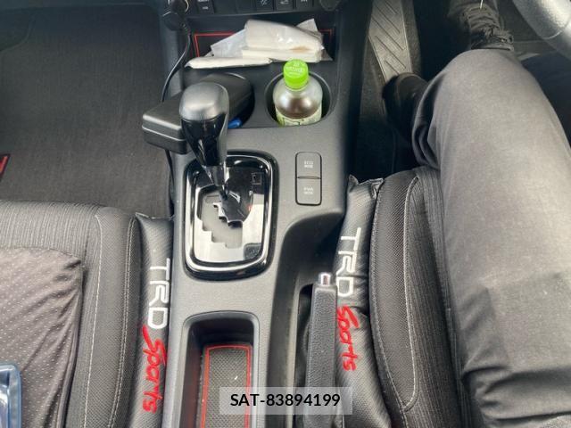 Toyota HILUX TRUCK 2020-01 8562146-18