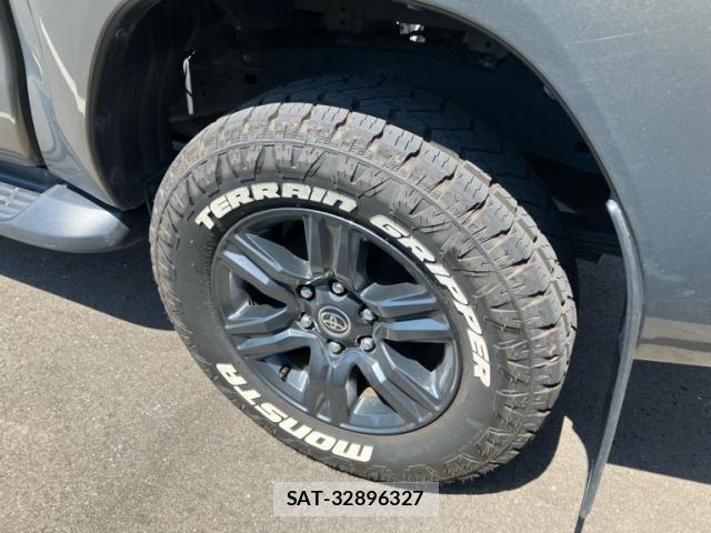 Toyota HILUX TRUCK 2023-07 8562147-10