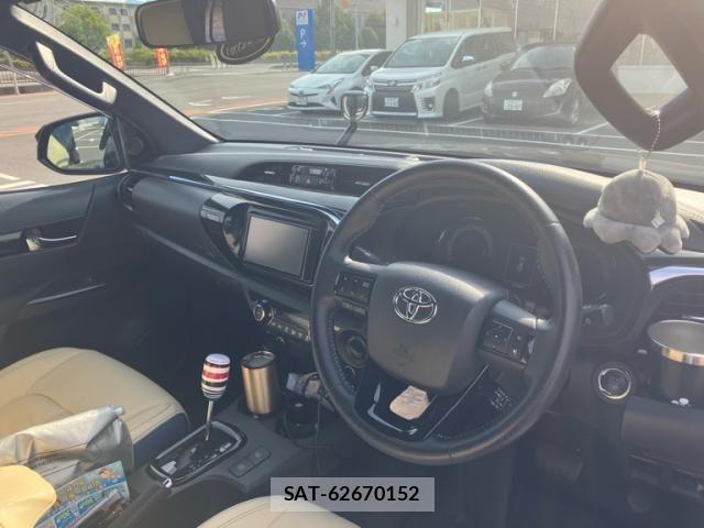 Toyota HILUX TRUCK 2019-03 8562149-9