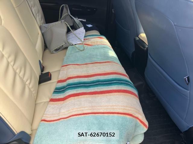 Toyota HILUX TRUCK 2019-03 8562149-13
