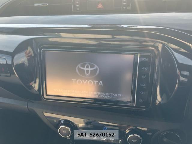 Toyota HILUX TRUCK 2019-03 8562149-19
