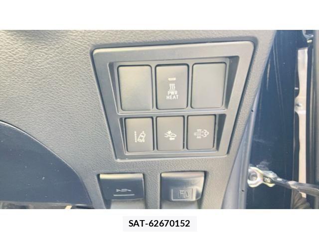 Toyota HILUX TRUCK 2019-03 8562149-26