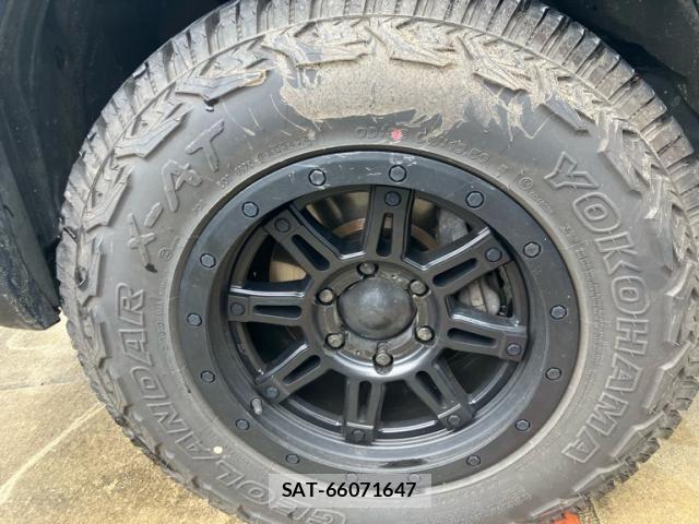 Toyota HILUX TRUCK 2018-01 8562150-10