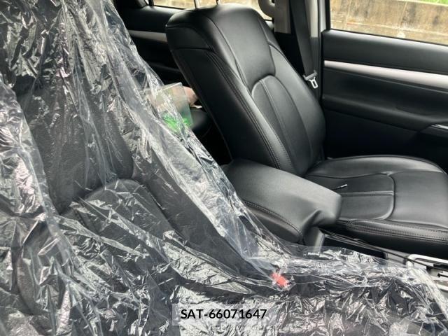 Toyota HILUX TRUCK 2018-01 8562150-13