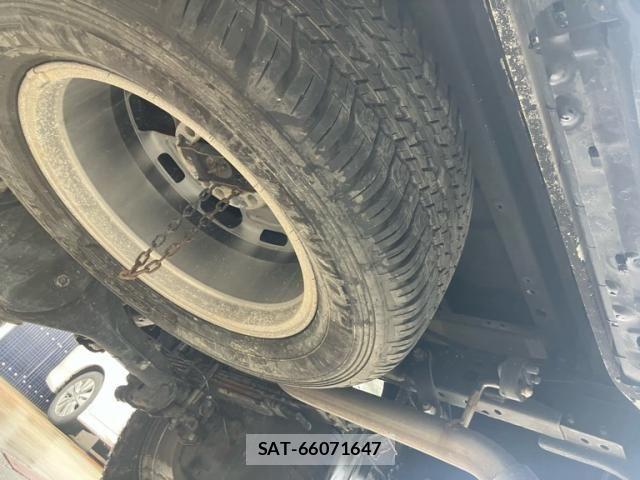 Toyota HILUX TRUCK 2018-01 8562150-6