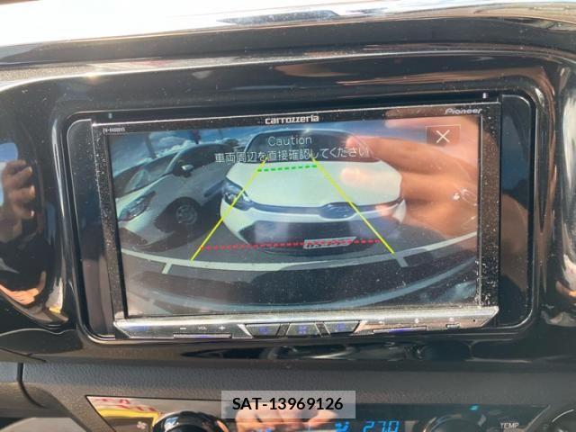 Toyota HILUX TRUCK 2018-01 8562151-21