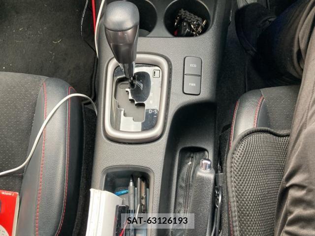 Toyota HILUX TRUCK 2022-02 8627087-17