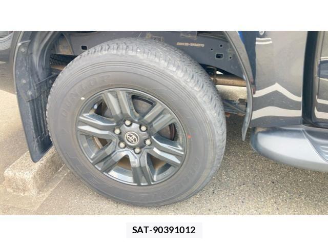 Toyota HILUX TRUCK 2022-07 8666257-6