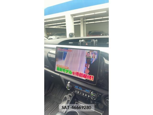 Toyota HILUX TRUCK 2023-04 8659440-13