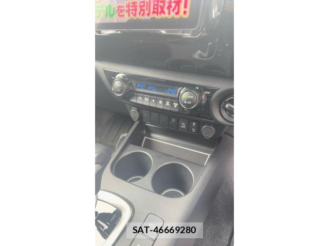 Toyota HILUX TRUCK 2023-04 8659440-14