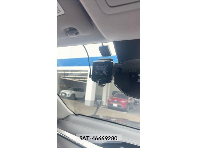 Toyota HILUX TRUCK 2023-04 8659440-16