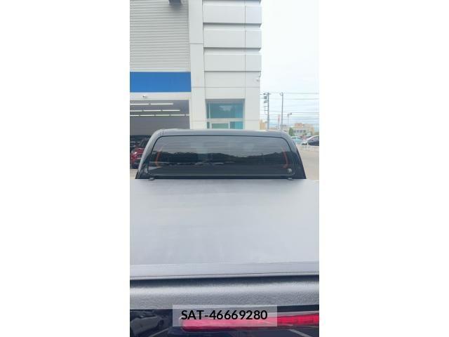 Toyota HILUX TRUCK 2023-04 8659440-6