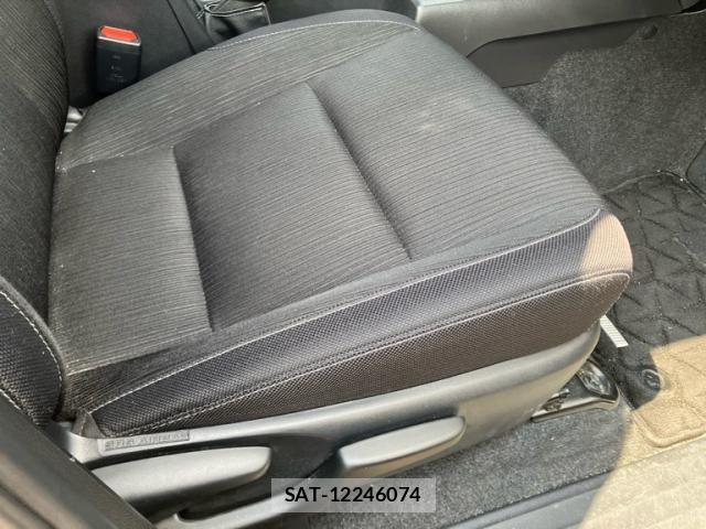 Toyota HILUX TRUCK 2024-11 8685671-9