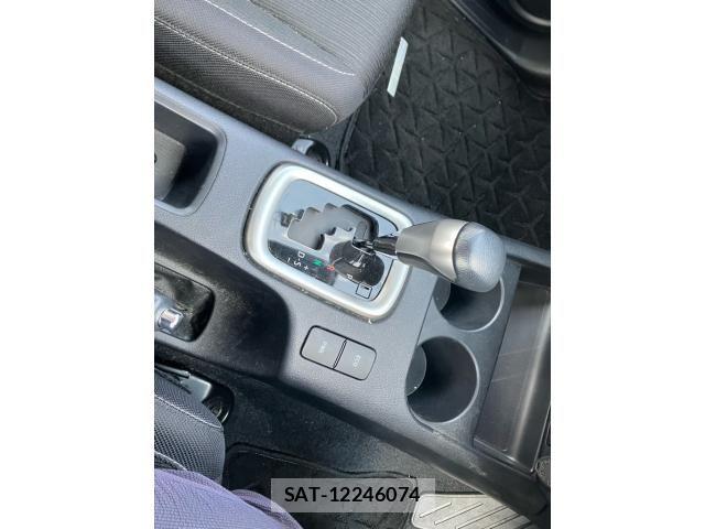 Toyota HILUX TRUCK 2024-11 8685671-12
