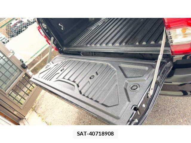 Toyota HILUX TRUCK 2022-06 8685669-11