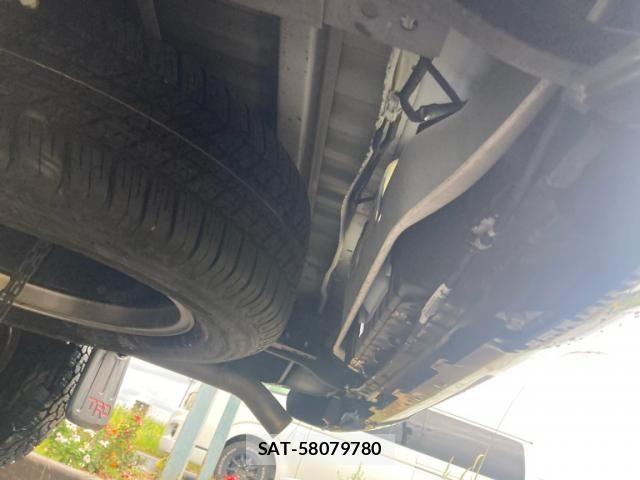 Toyota HILUX TRUCK 2023-04 8742686-18