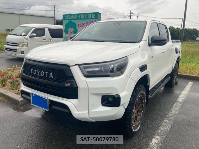Toyota HILUX TRUCK 2023-04 8742686-1