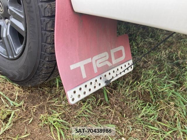 Toyota HILUX TRUCK 2021-03 8742691-7