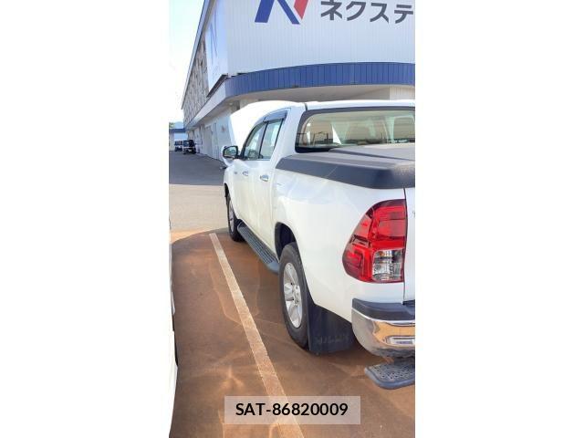 Toyota HILUX TRUCK 2017-12 8742692-4