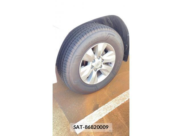Toyota HILUX TRUCK 2017-12 8742692-6