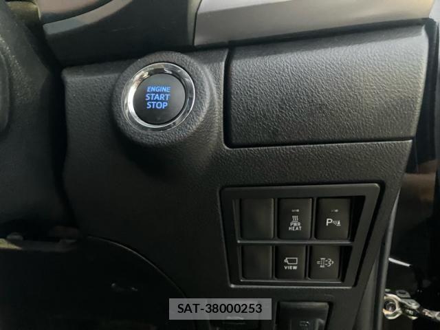 Toyota HILUX TRUCK 2024-04 8742688-20