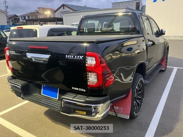Toyota HILUX TRUCK 2024-04 8742688-3