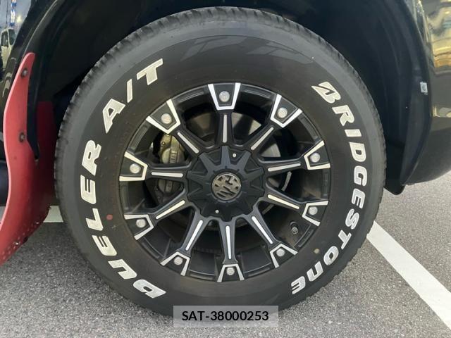 Toyota HILUX TRUCK 2024-04 8742688-6