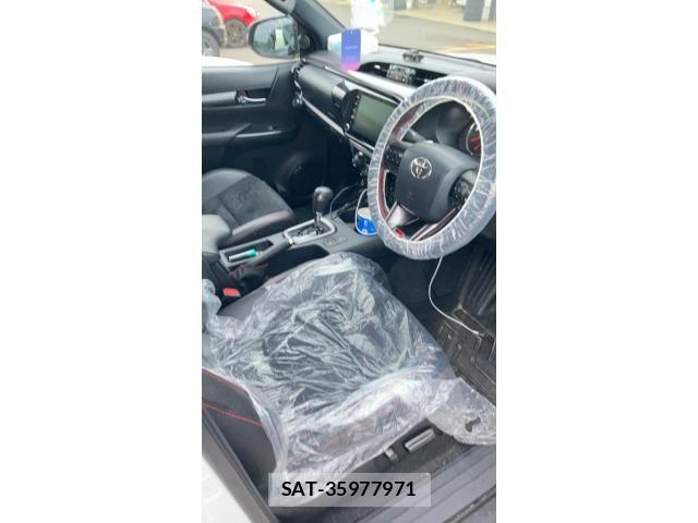 Toyota HILUX TRUCK 2024-03 8742685-5