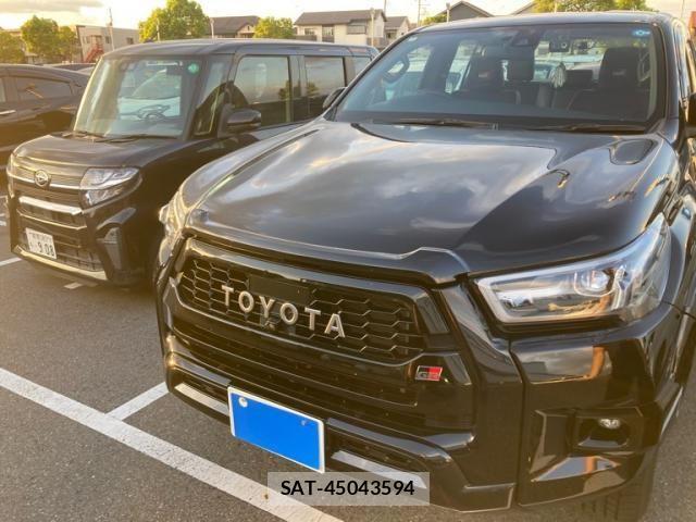 Toyota HILUX TRUCK 2022-11 8742684-2
