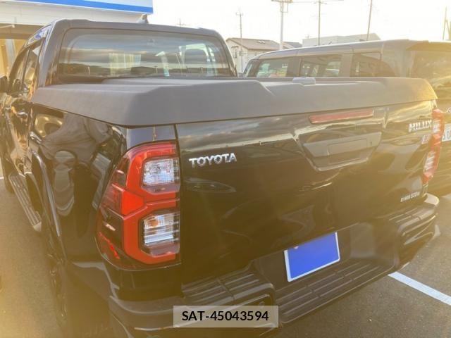 Toyota HILUX TRUCK 2022-11 8742684-3
