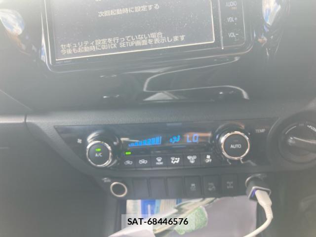 Toyota HILUX TRUCK 2019-03 8742690-23