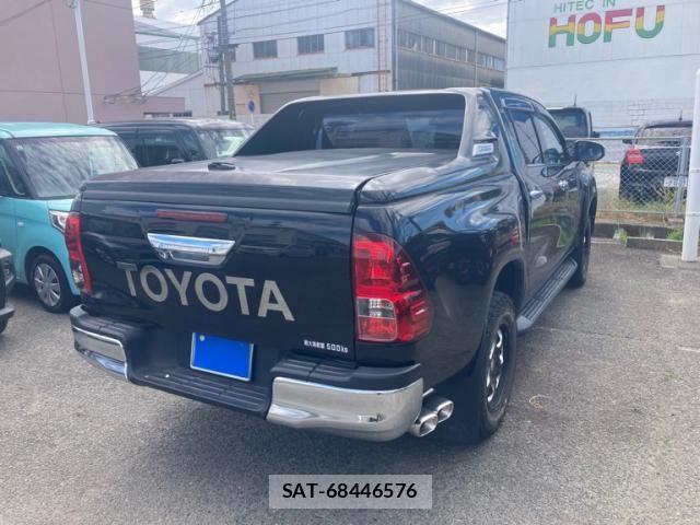 Toyota HILUX TRUCK 2019-03 8742690-2