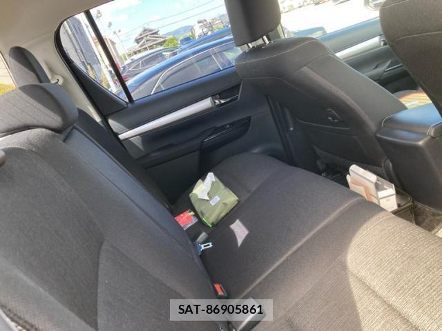 Toyota HILUX TRUCK 2021-01 8742687-11