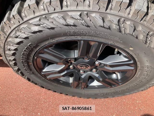 Toyota HILUX TRUCK 2021-01 8742687-4