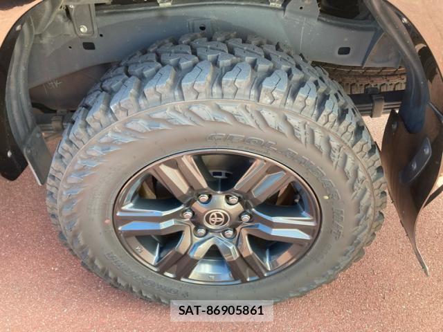 Toyota HILUX TRUCK 2021-01 8742687-5