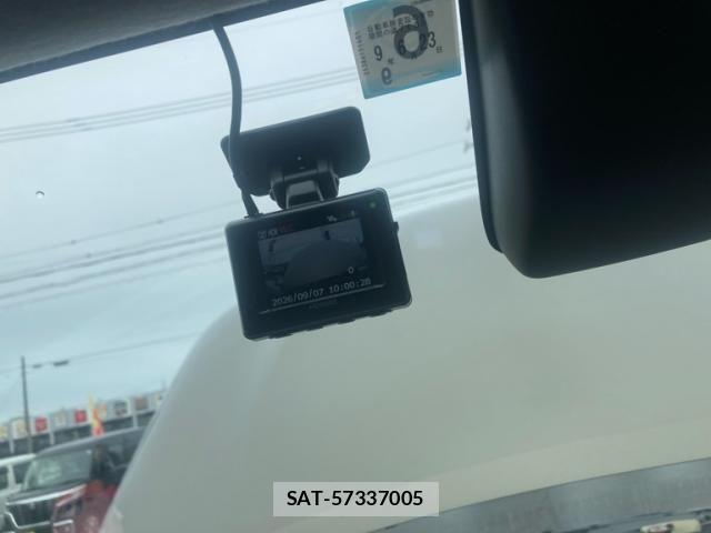 Toyota HILUX TRUCK 2021-06 8780546-19