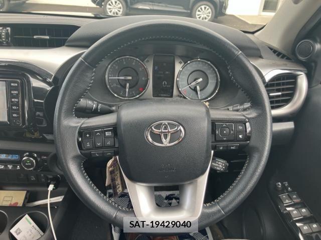 Toyota HILUX TRUCK 2021-01 8829410-16