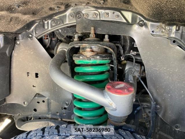 Toyota HILUX TRUCK 2023-09 8829405-13
