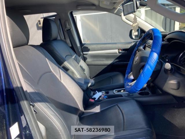 Toyota HILUX TRUCK 2023-09 8829405-19