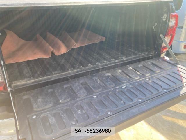 Toyota HILUX TRUCK 2023-09 8829405-7