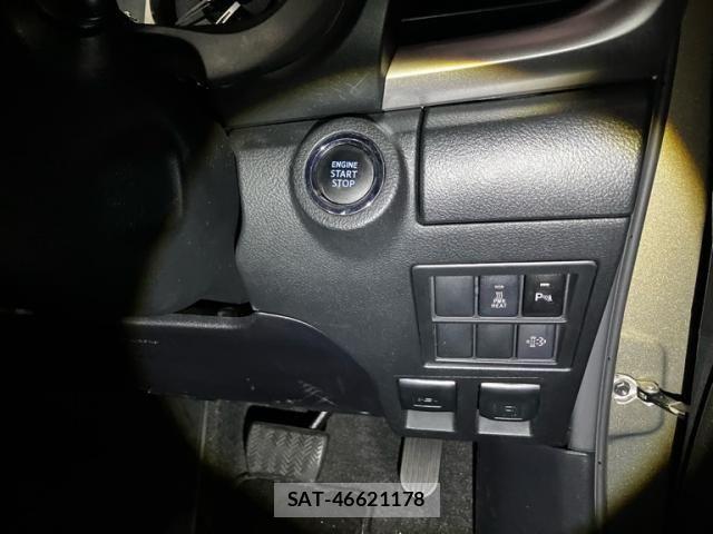 Toyota HILUX TRUCK 2021-02 8829404-13