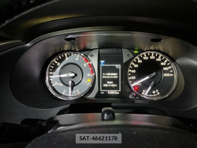 Toyota HILUX TRUCK 2021-02 8829404-18